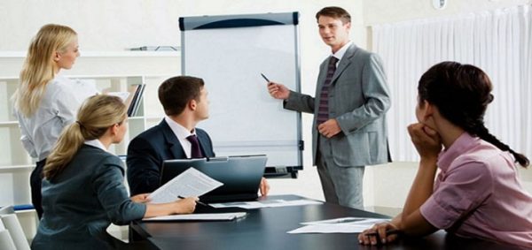 la capacitación y la selección de personal