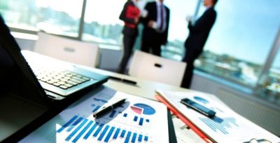 Solicita hablar con un gerente o propietario